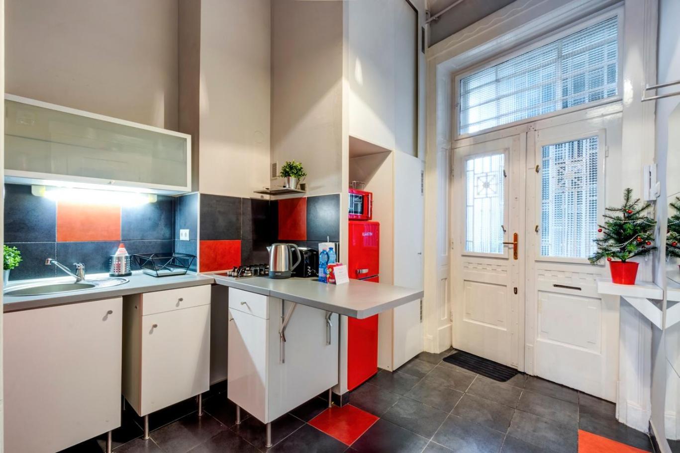 d.Five Sörház Apartment Budapeste Exterior foto